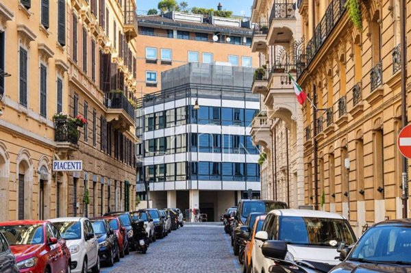 appartamento in vendita a Roma in zona Rione Prati