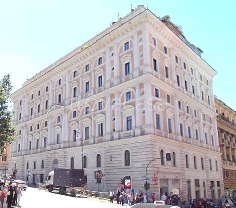 appartamento in vendita a Roma in zona Esquilino