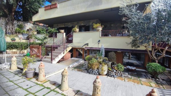 casa indipendente in vendita a Roma in zona La Giustiniana