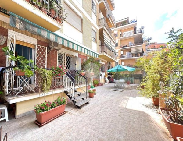 appartamento in vendita a Roma in zona Portuense