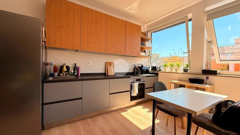 appartamento in vendita a Roma in zona Tuscolano