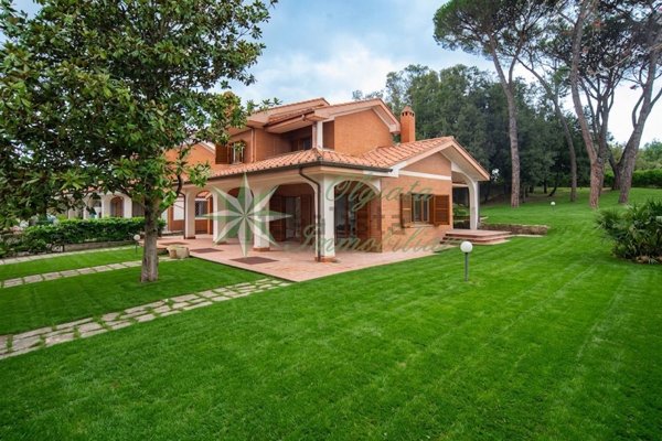 casa indipendente in vendita a Roma in zona Olgiata