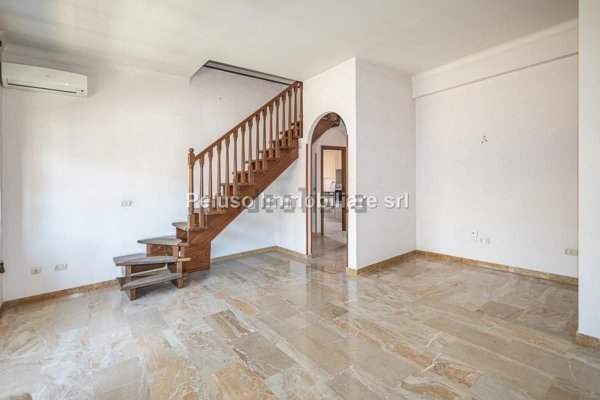 appartamento in vendita a Roma in zona Appio Pignatelli