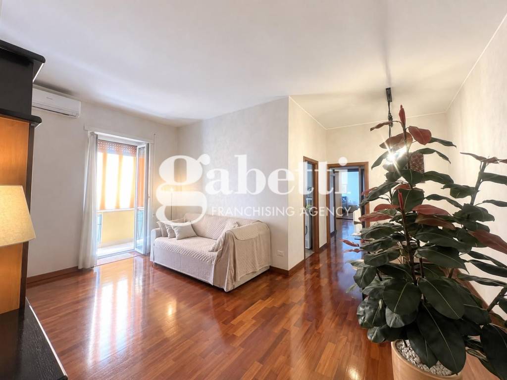 appartamento in vendita a Roma in zona Prenestino-Centocelle