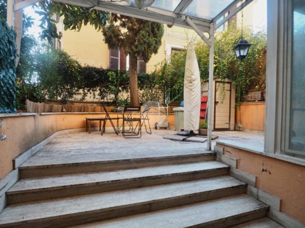 appartamento in vendita a Roma in zona Esquilino