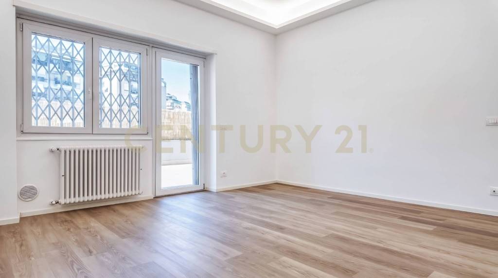 appartamento in vendita a Roma in zona Tor di Quinto