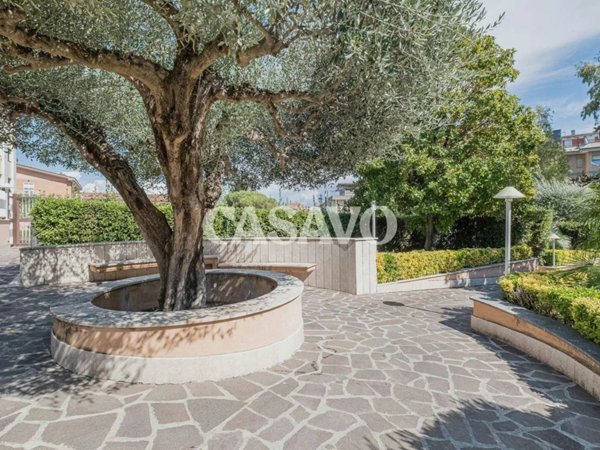 appartamento in vendita a Roma in zona Corviale