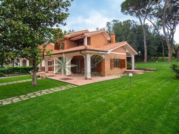 casa indipendente in vendita a Roma in zona Olgiata