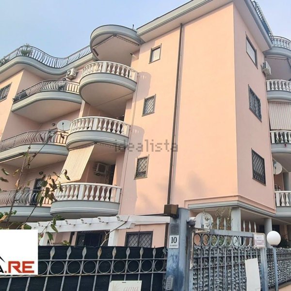 appartamento in vendita a Roma in zona Finocchio