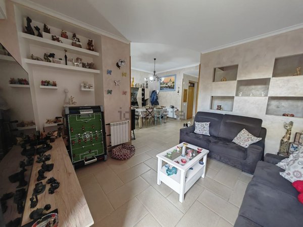 appartamento in vendita a Roma in zona Borghesiana