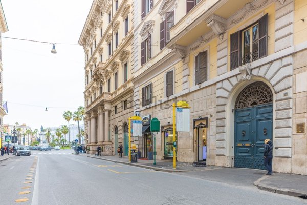 appartamento in vendita a Roma in zona Centro Storico