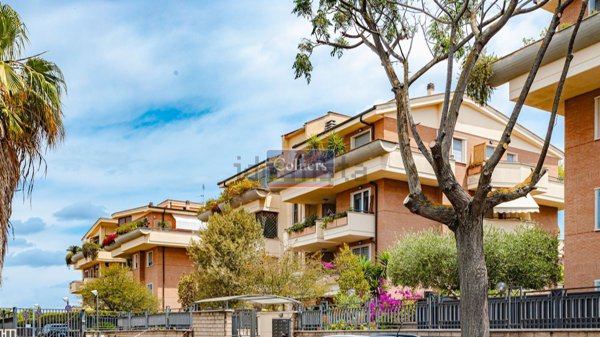 appartamento in vendita a Roma in zona Mezzocammino