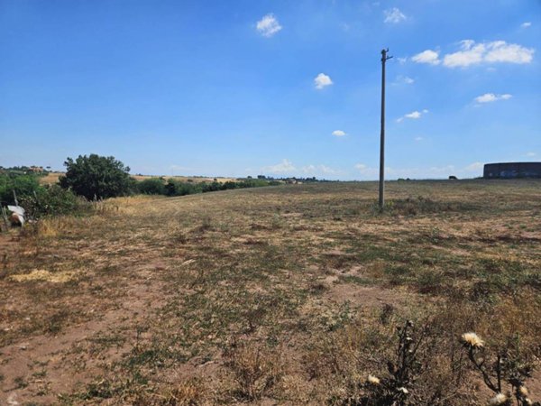 terreno in vendita a Roma