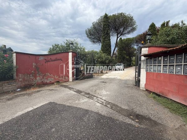 appartamento in vendita a Roma in zona Ottavia