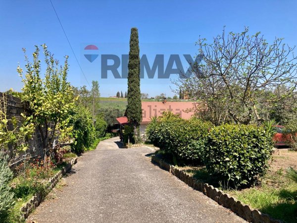 casa indipendente in vendita a Roma