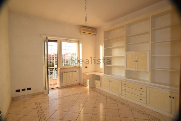 appartamento in vendita a Roma in zona Primavalle