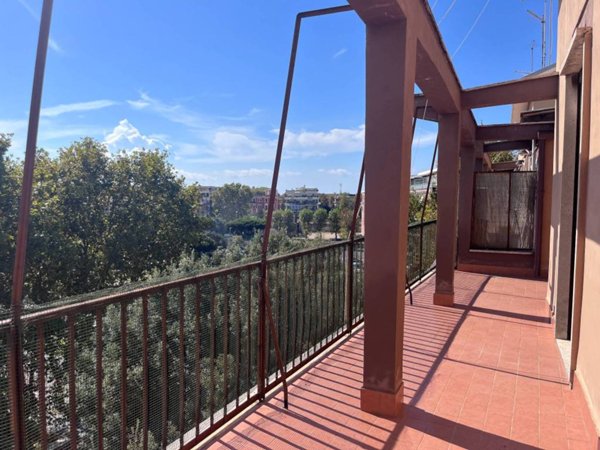 appartamento in vendita a Roma in zona Ostia