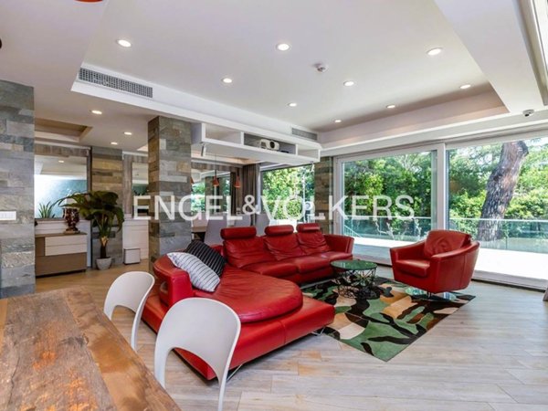 appartamento in vendita a Roma in zona EUR