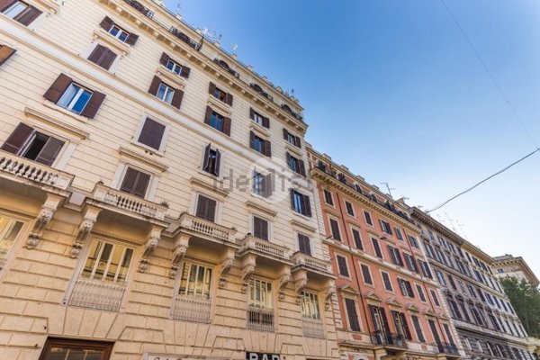 appartamento in vendita a Roma in zona Esquilino