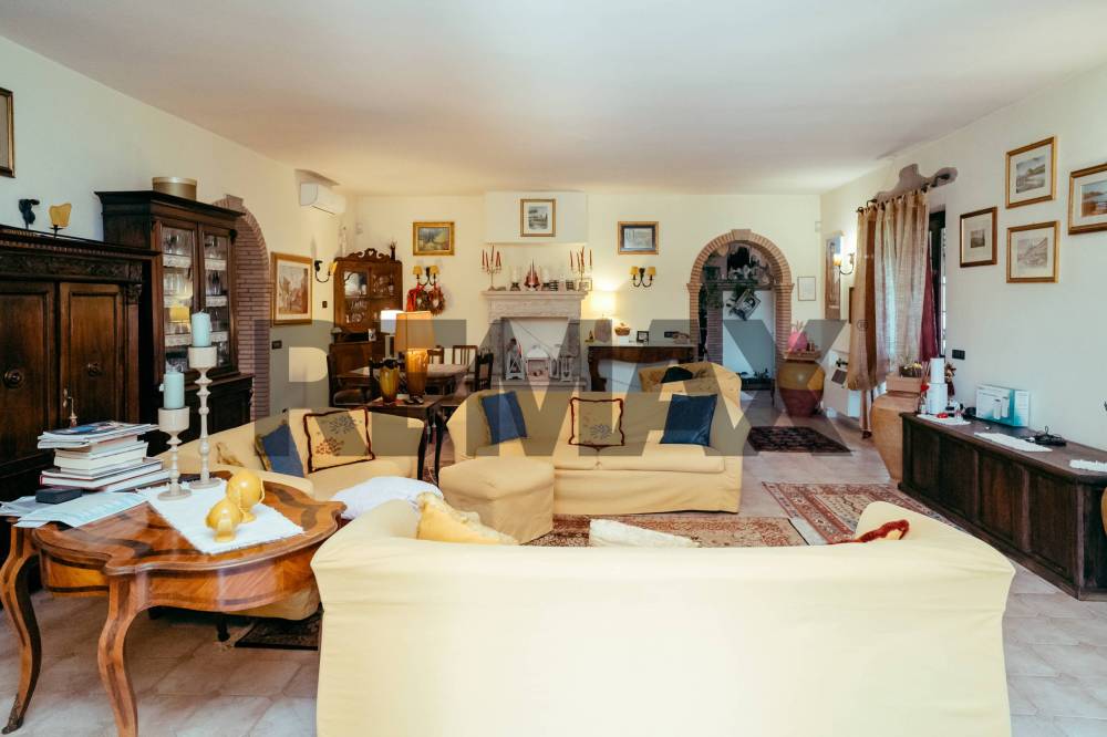 casa indipendente in vendita a Roma in zona Rione Monti/Campitelli