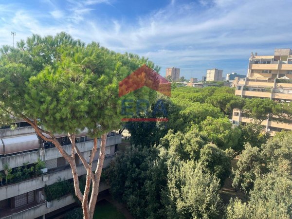 appartamento in vendita a Roma in zona EUR