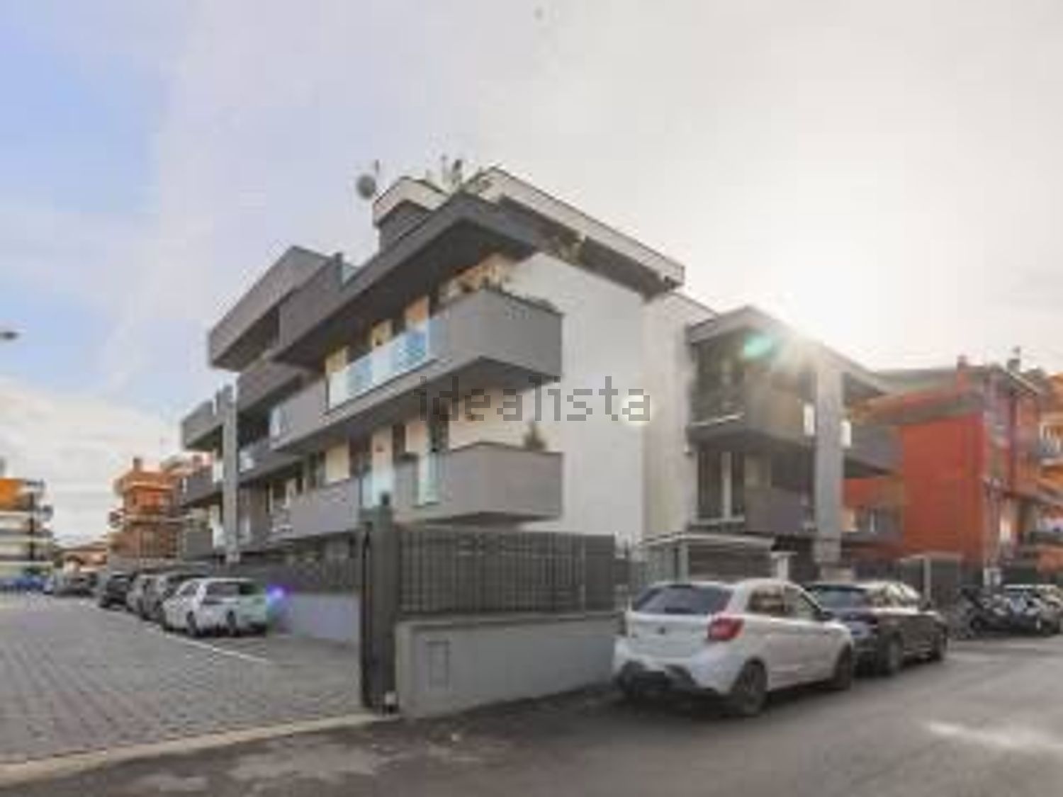 appartamento in vendita a Roma in zona Tor Bella Monaca