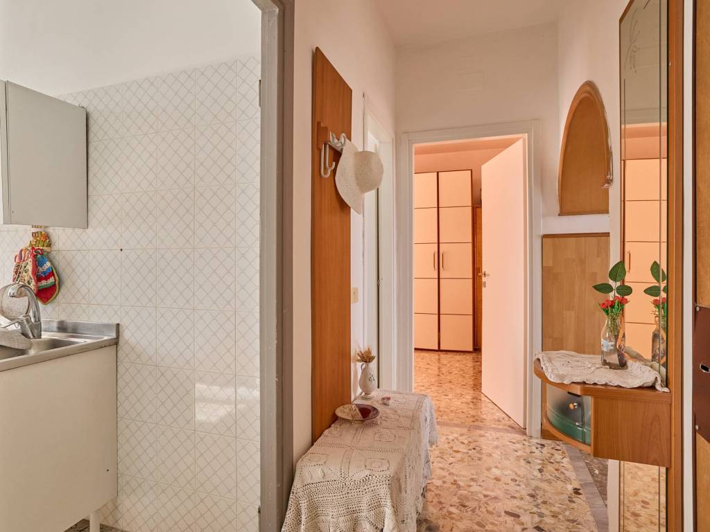 appartamento in vendita a Roma in zona Tor Bella Monaca