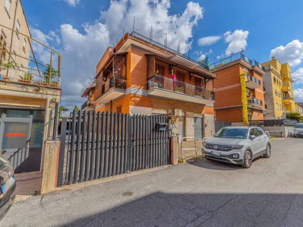 appartamento in vendita a Roma in zona Alessandrino