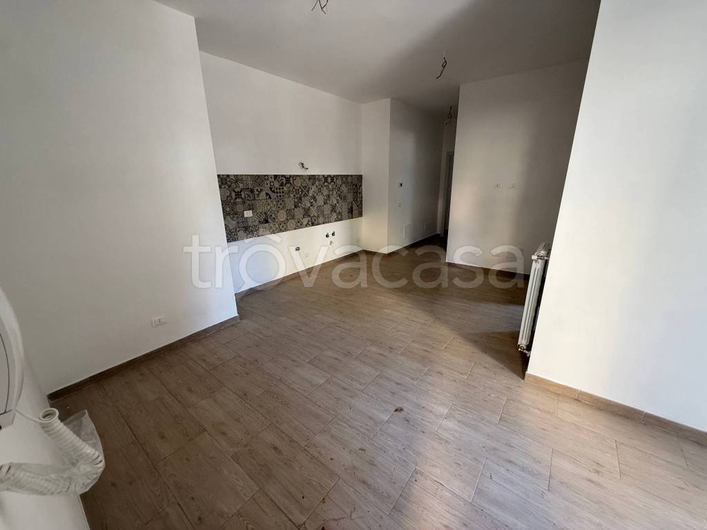 appartamento in vendita a Roma in zona Torre Angela