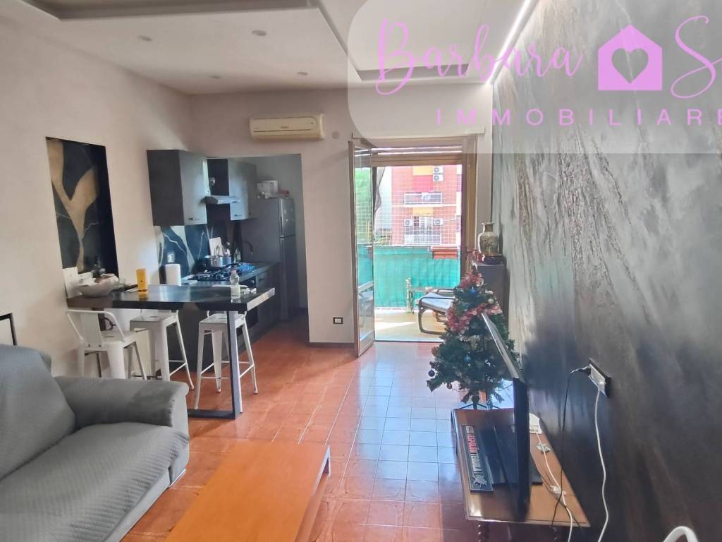 appartamento in vendita a Roma in zona Ostiense