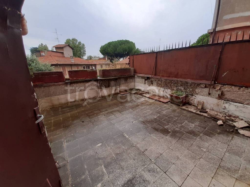 appartamento in vendita a Roma in zona Ostiense