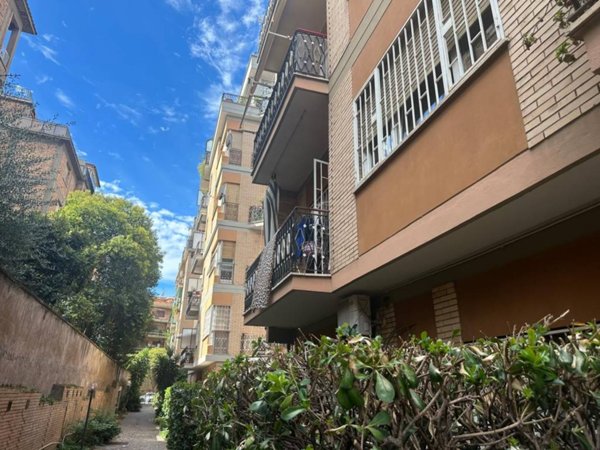 appartamento in vendita a Roma in zona Gianicolense