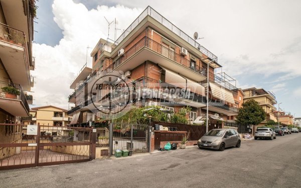 appartamento in vendita a Roma in zona Finocchio