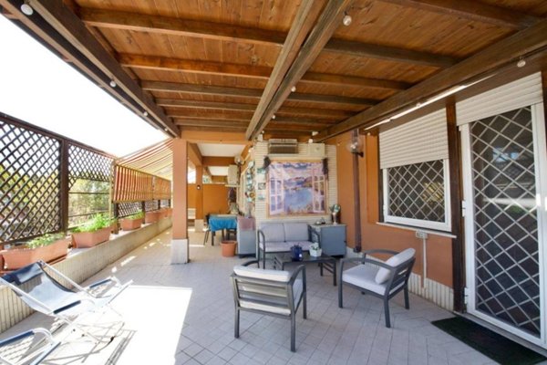 appartamento in vendita a Roma in zona Ostia