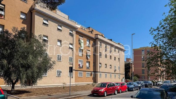 appartamento in vendita a Roma in zona Ostia