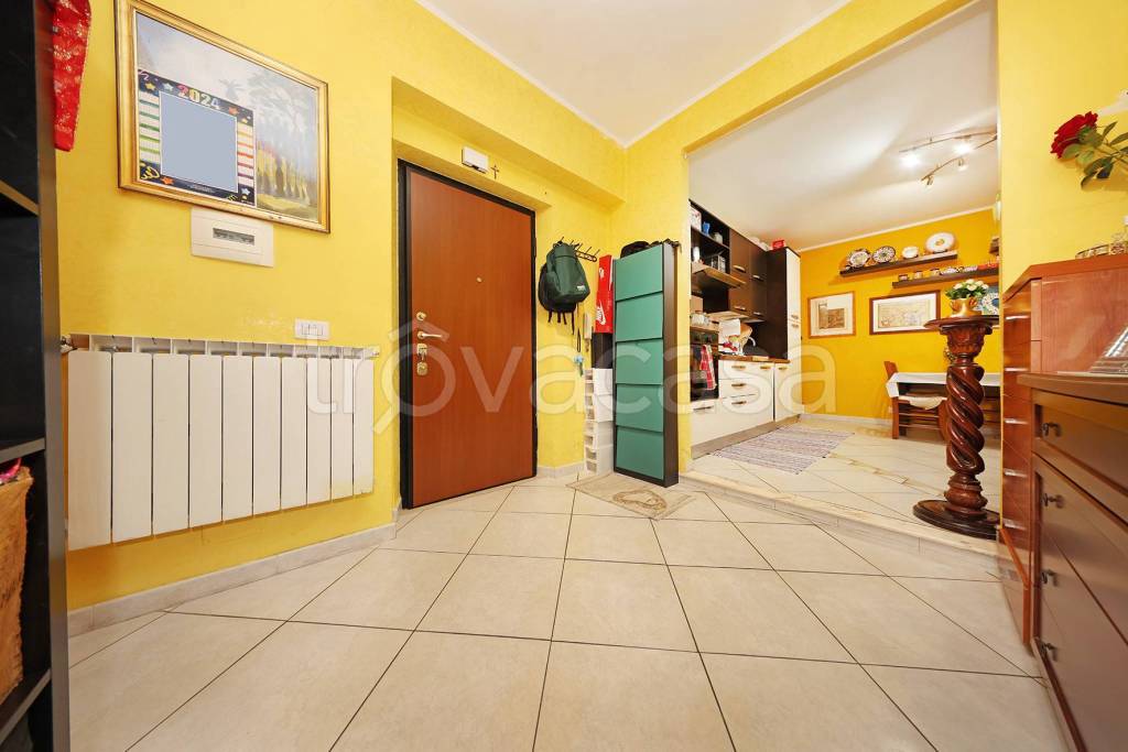 appartamento in vendita a Roma in zona Acilia