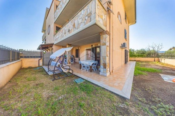 appartamento in vendita a Roma in zona Castelverde