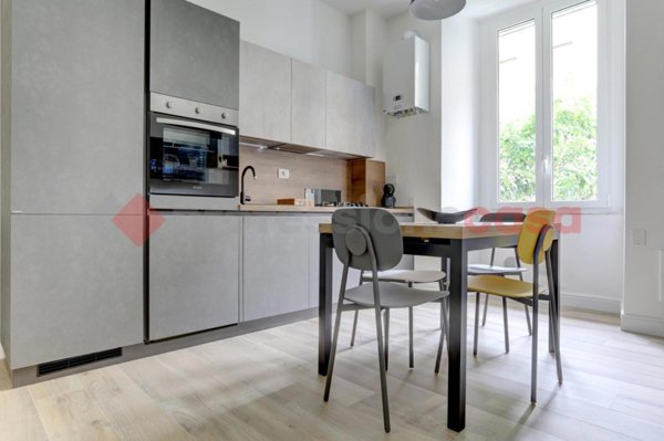 appartamento in vendita a Roma in zona Appio Latino