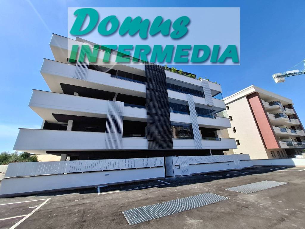 appartamento in vendita a Roma in zona Mezzocammino