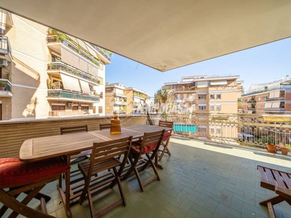 appartamento in vendita a Roma in zona Tor di Quinto
