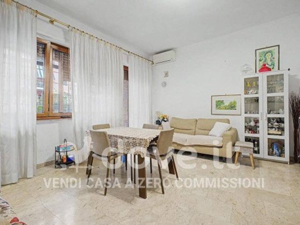 appartamento in vendita a Roma in zona Ardeatino