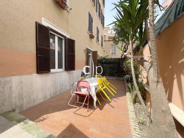 appartamento in vendita a Roma in zona Gianicolense