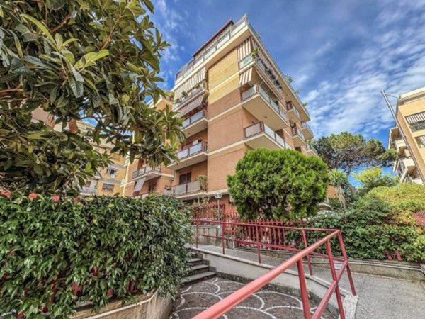 appartamento in vendita a Roma in zona Ostia