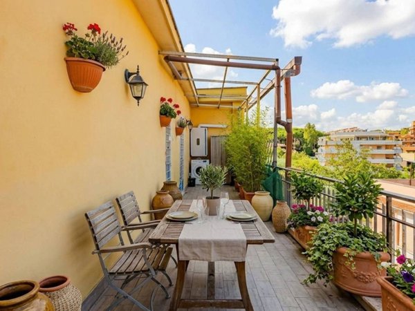appartamento in vendita a Roma in zona Portuense