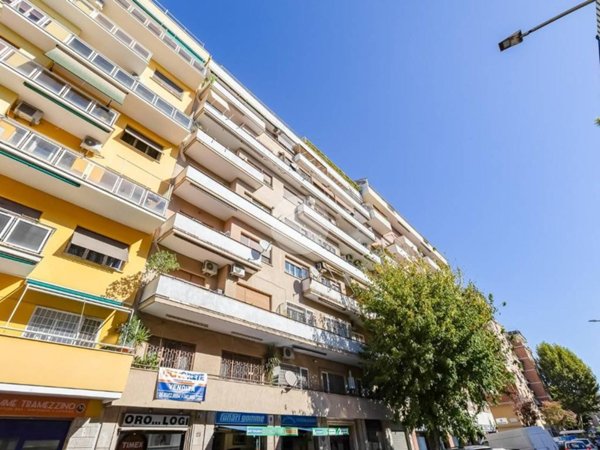 appartamento in vendita a Roma in zona Portuense