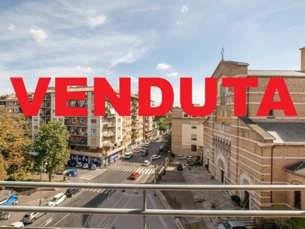 appartamento in vendita a Roma in zona Testaccio