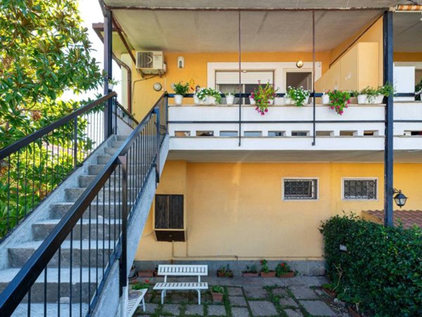appartamento in vendita a Roma in zona Casal Palocco