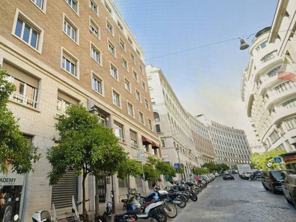 appartamento in vendita a Roma in zona Ludovisi/Sallustiano