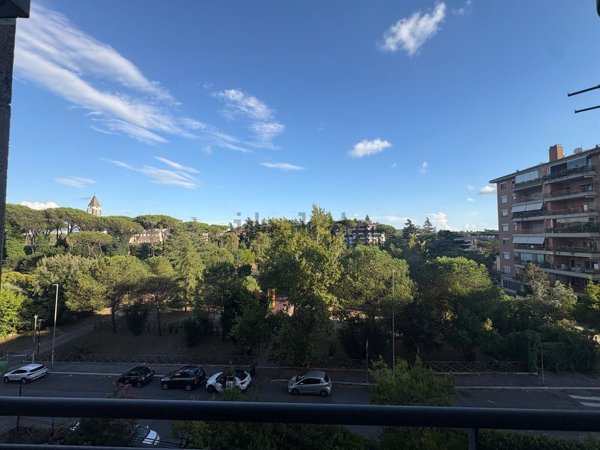 appartamento in vendita a Roma in zona Torrino