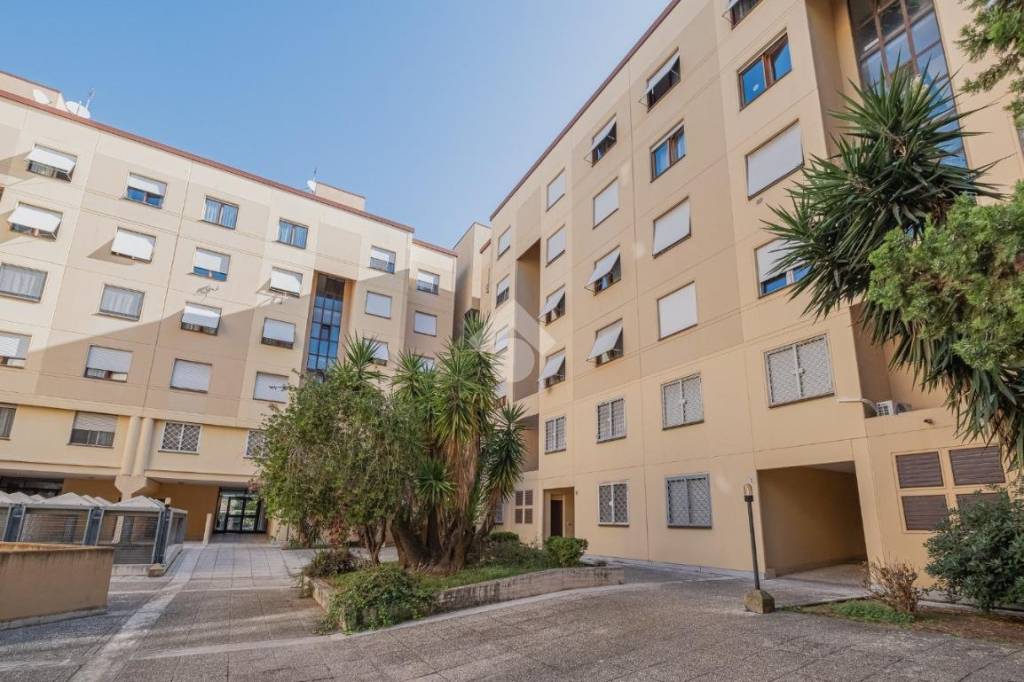 appartamento in vendita a Roma in zona Giuliano Dalmata